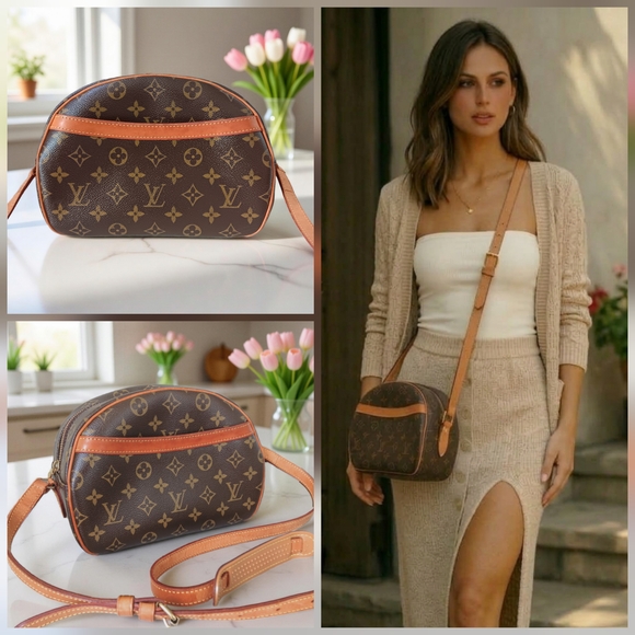 Louis Vuitton Handbags - ✨️ Louis Vuitton EUC Blois Crossbody Bag Monogram Vintage 2003  ✨